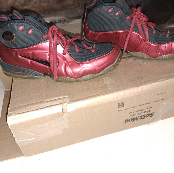 Size 14 and 13, name brand sneakers, new and like new. - Picture 3 of 16